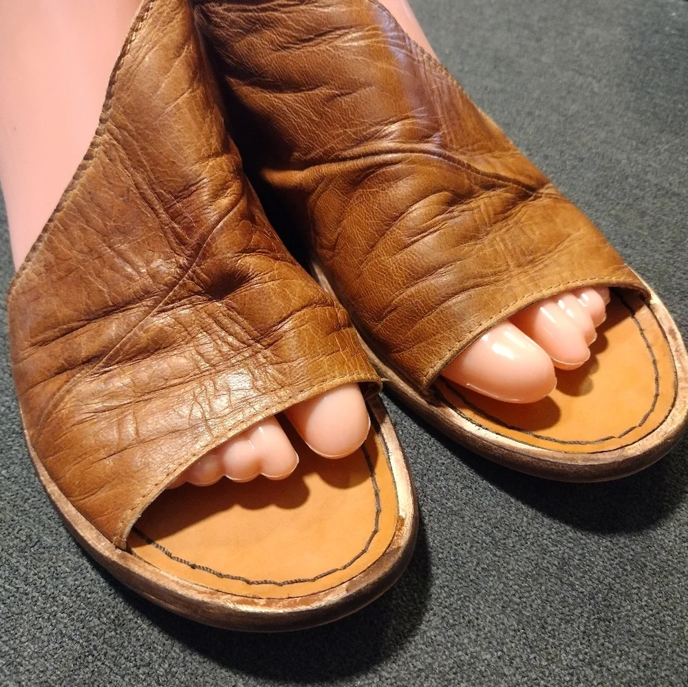 FREE PEOPLE D'orsay Distressed Leather Sandals Shoes - Picture 5 of 11